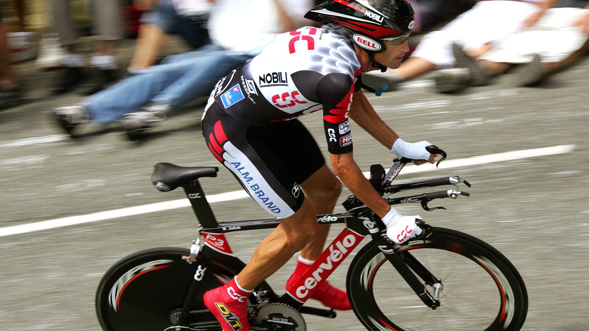 9-8、5-4双杀奇迹！女足世界杯“杀疯了”震撼赛场，法国意大利爆冷出局，四强对阵新鲜出炉